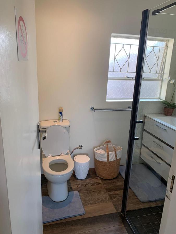 28 At Van Den Bos International Guesthouse エデンベール エクステリア 写真