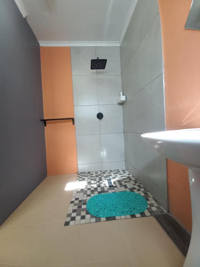 28 At Van Den Bos International Guesthouse エデンベール エクステリア 写真